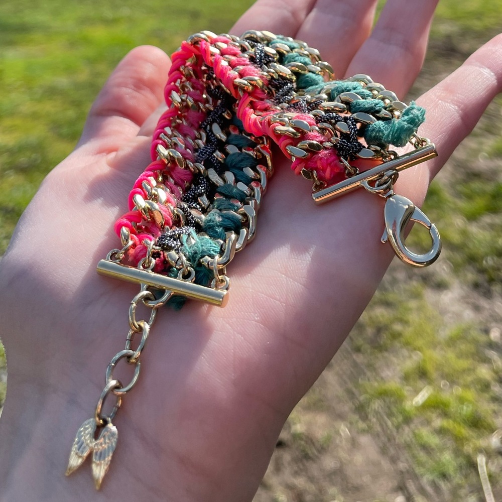Bracelet